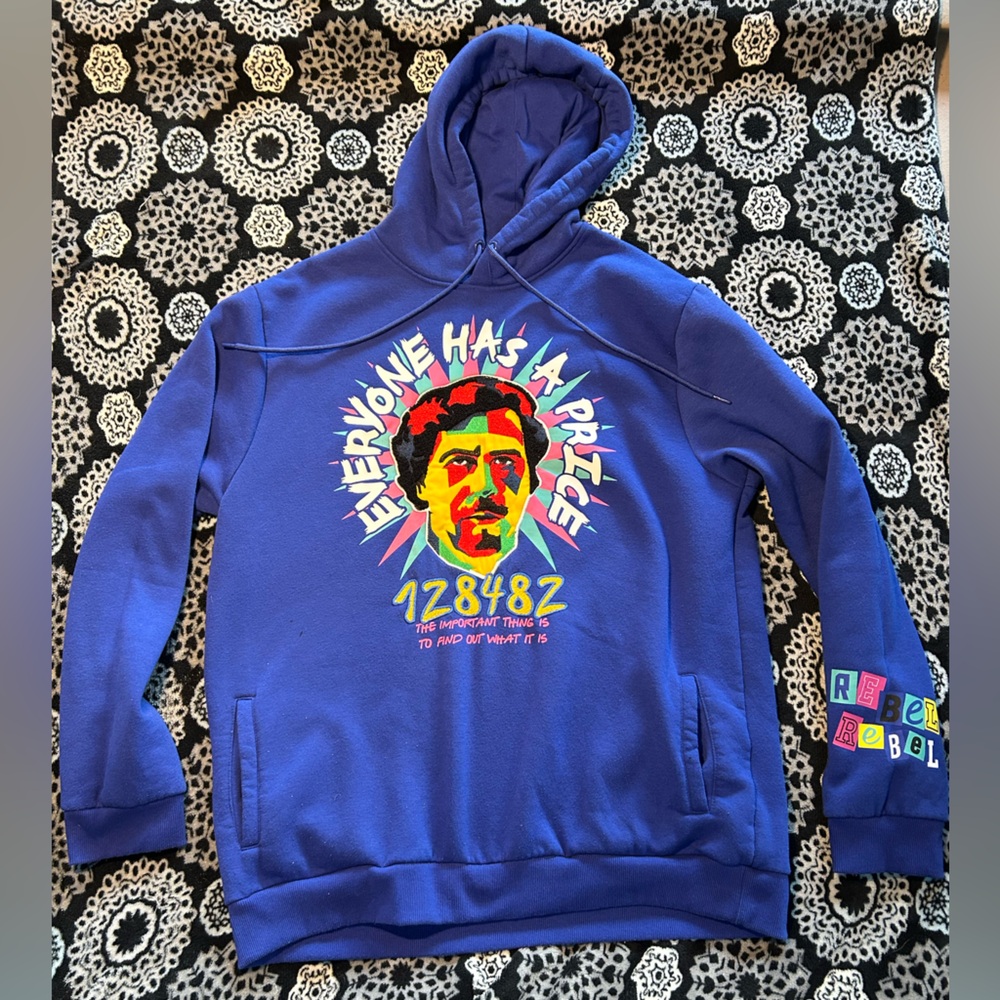 Rebel minds hoodie